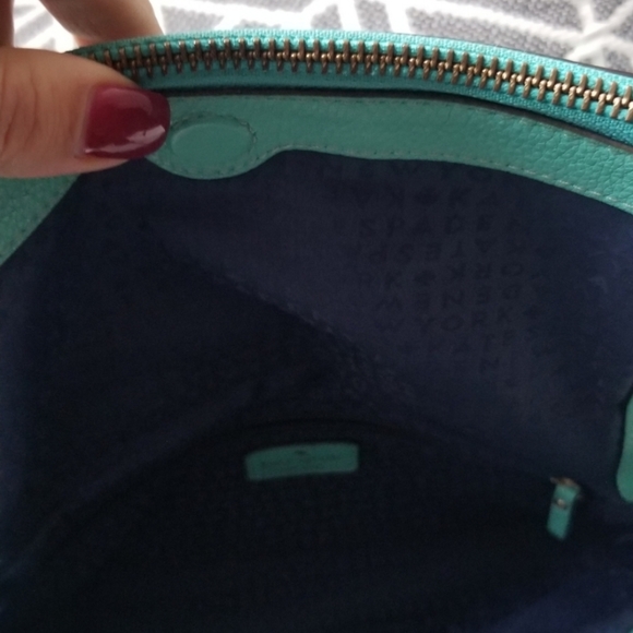 Gorgeous Authentic Kate Spade Leather Crossbody - Picture 9 of 16